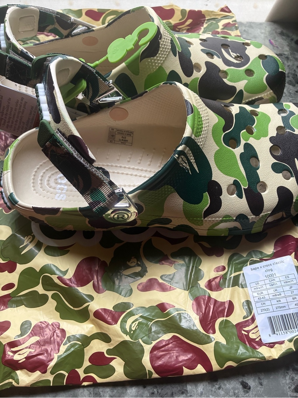 Bape slip on crocs - Picture 2 of 5